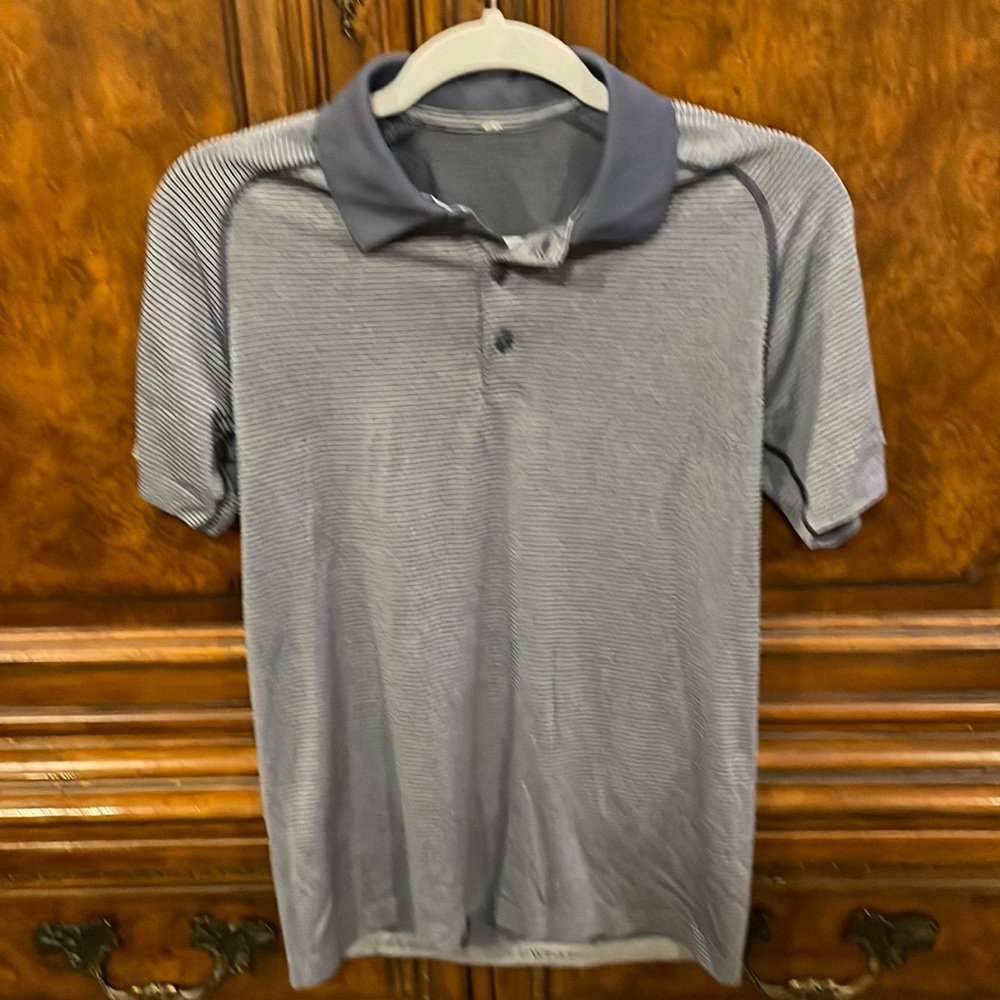 Lululemon men’s S short sleeved Metal Vent Tech polo shirt blue/gray str…